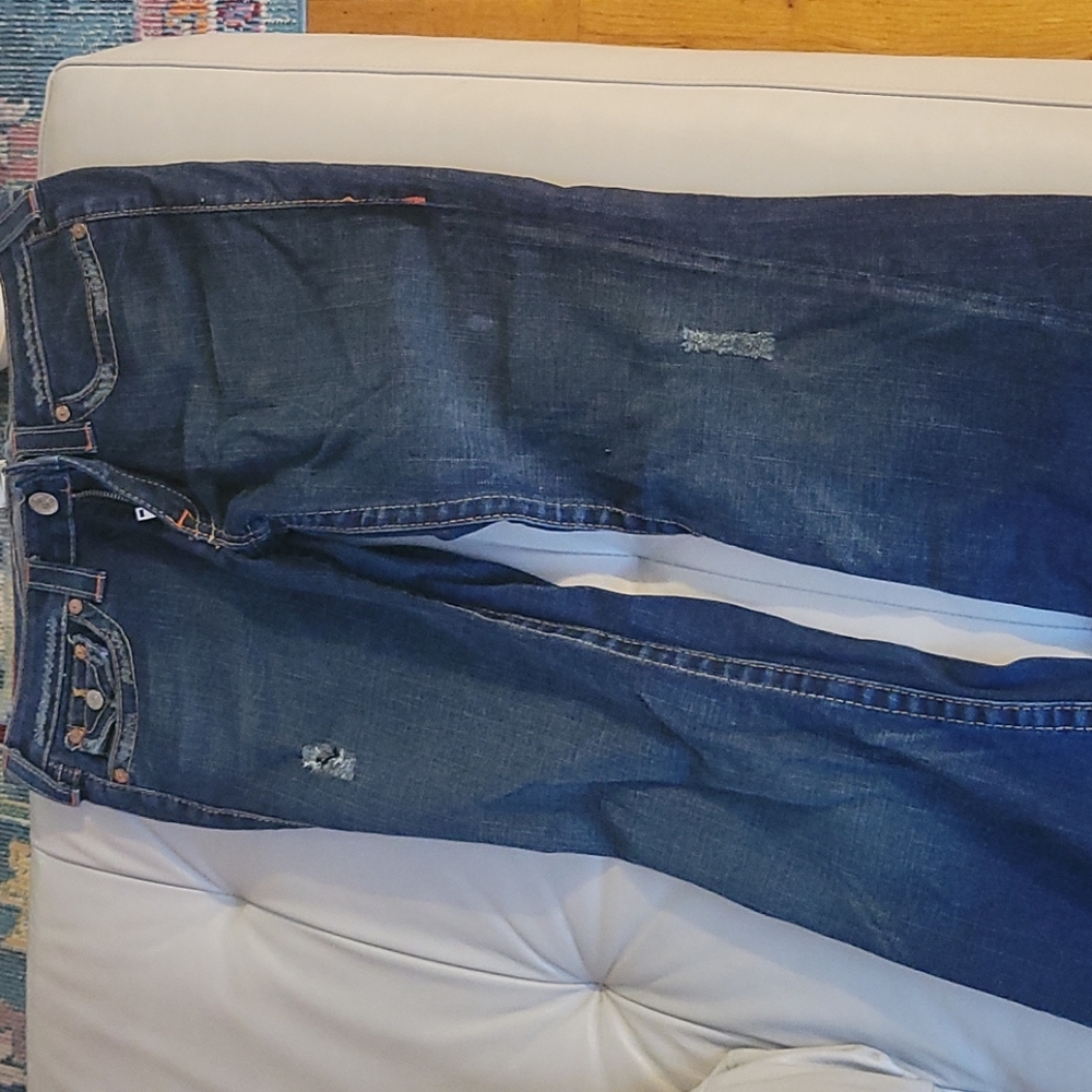 True Religion Size 32 very slim Jeans